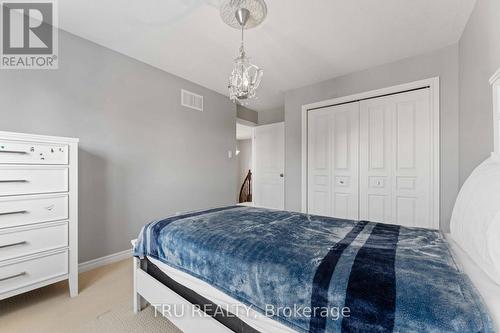 161 Claridge Drive, Ottawa, ON - Indoor Photo Showing Bedroom
