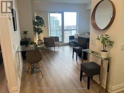 1611 - 83 REDPATH AVENUE  Toronto, ON M4S 0A2