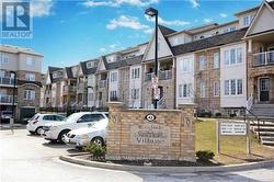 2 - 42 PINERY TRAIL  Toronto, ON M1B 6H6