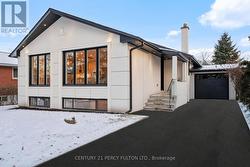 3 LEARMONT DRIVE  Toronto, ON M9R 2E3