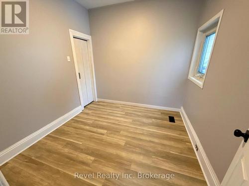 143 Mill Street, Woodstock (Woodstock - South), ON - Indoor Photo Showing Other Room