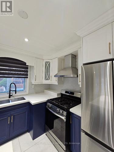 Main - 259 Tower Drive, Toronto, ON - Indoor Photo Showing Kitchen With Double Sink