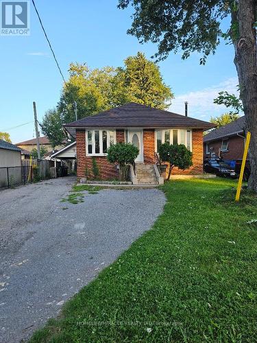 Main - 259 Tower Drive, Toronto, ON - Outdoor