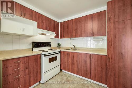 508 - 109 King Street E, Brockville, ON - Indoor Photo Showing Kitchen