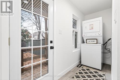 8 Whitfield Avenue, Hamilton, ON - Indoor Photo Showing Laundry Room