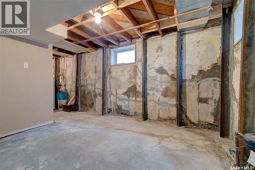 2627 Atkinson Street, Regina, SK - Indoor Photo Showing Basement