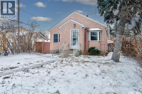 2627 Atkinson Street, Regina, SK - Outdoor