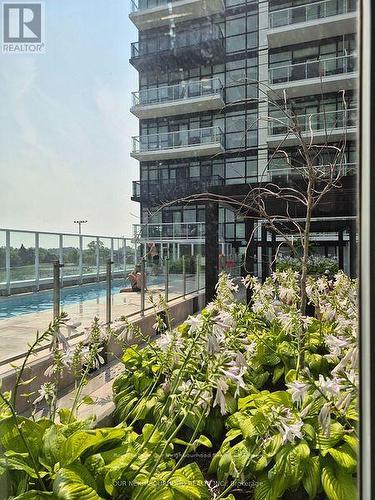 109 - 251 Manitoba Street, Toronto (Mimico), ON - Outdoor