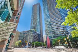 416 - 101 CHARLES STREET E  Toronto, ON M4Y 1V2