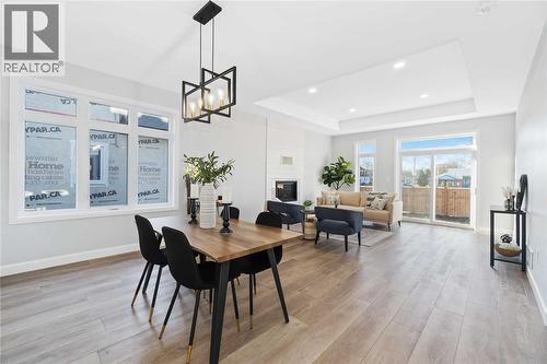 219 Essex Street, Sarnia, ON - Indoor Photo Showing Dining Room