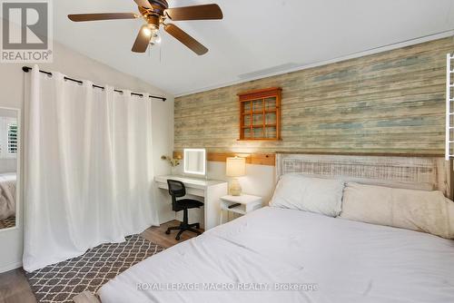 17 Carmen Avenue, Hamilton, ON - Indoor Photo Showing Bedroom