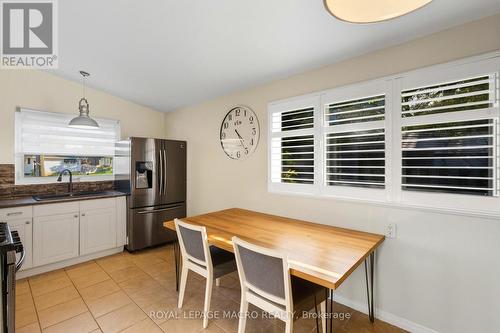 17 Carmen Avenue, Hamilton, ON - Indoor