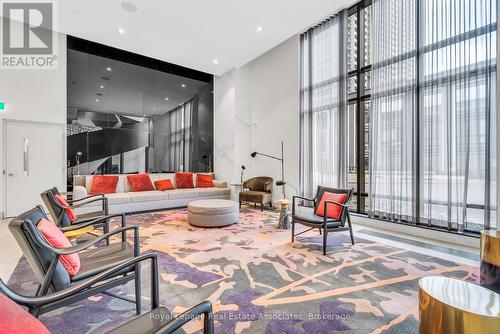 1332 - 5 Mabelle Avenue, Toronto, ON - Indoor Photo Showing Other Room