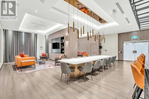 1332 - 5 Mabelle Avenue, Toronto, ON - Indoor