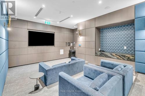 1332 - 5 Mabelle Avenue, Toronto, ON - Indoor Photo Showing Other Room