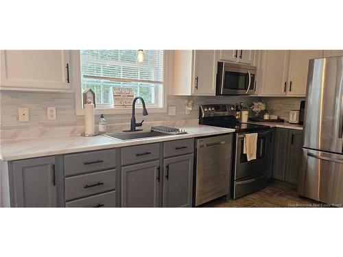 29 Laurelwood Dr, Lower Coverdale, NB 