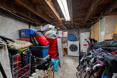 Rangement - 2558 Rue De Cadillac, Montréal (Mercier/Hochelaga-Maisonneuve), QC - Indoor Photo Showing Basement