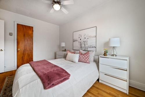 Chambre à coucher principale - 2558 Rue De Cadillac, Montréal (Mercier/Hochelaga-Maisonneuve), QC - Indoor Photo Showing Bedroom