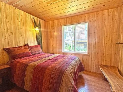 Eagles Nest, Northern Light Lake, ON - Indoor Photo Showing Bedroom