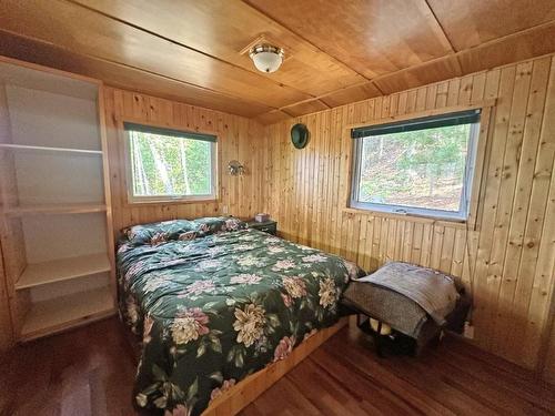 Eagles Nest, Northern Light Lake, ON - Indoor Photo Showing Bedroom