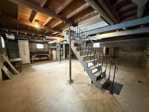 340 Francis Street E, Thunder Bay, ON - Indoor Photo Showing Basement