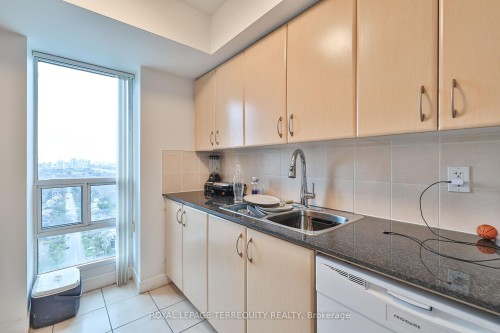 2306-35 Bales Avenue, Toronto, ON - Indoor Photo Showing Kitchen With Double Sink