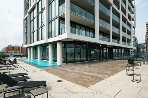 901-55 Ontario Street, Toronto, ON - Outdoor