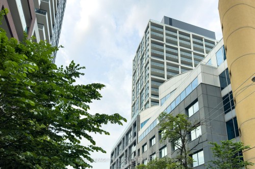901-55 Ontario Street, Toronto, ON - Outdoor
