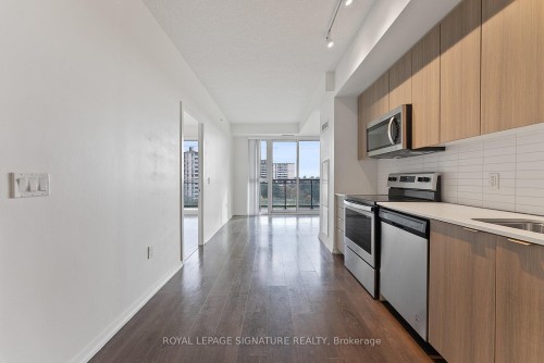 612-3237 Bayview Avenue, Toronto, ON - Indoor Photo Showing Kitchen