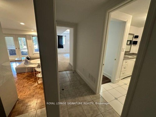 Bsmt-23 Bannockburn Avenue, Toronto, ON 