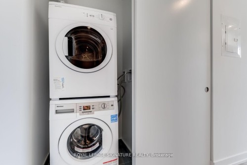 2003-161 Roehampton Avenue, Toronto, ON - Indoor Photo Showing Laundry Room