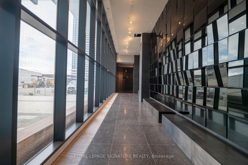 3007-8 Interchange Way, Vaughan, ON - Indoor Photo Showing Other Room