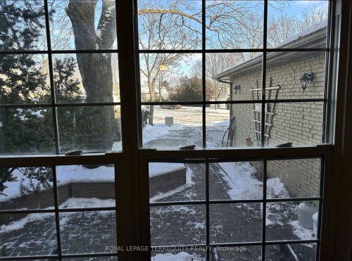 527 Carmello Court, Pickering, ON - Indoor Photo Showing Other Room