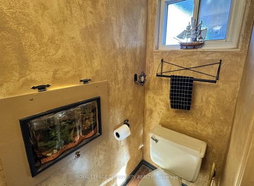 527 Carmello Court, Pickering, ON - Indoor Photo Showing Other Room