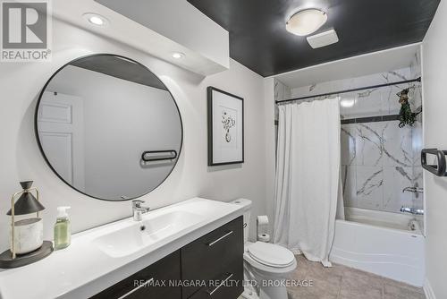 5928 Carman Street, Niagara Falls (Church'S Lane), ON - Indoor Photo Showing Bathroom