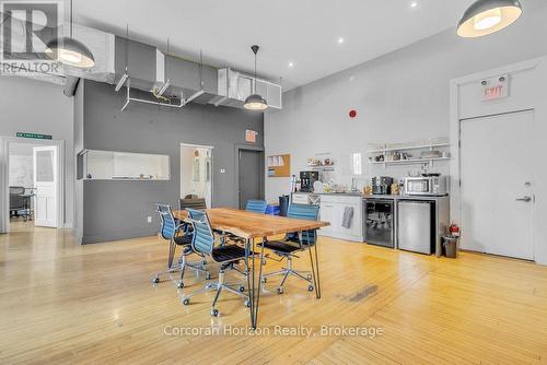 300 - 41 King William Street, Hamilton (Beasley), ON 