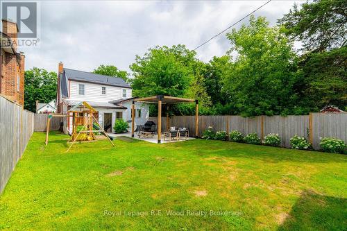 15 Mckenzie Street, Tillsonburg, ON - Outdoor With Backyard