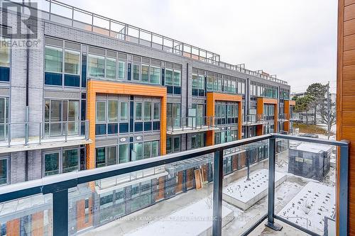 92 - 71 Curlew Drive, Toronto, ON - Outdoor