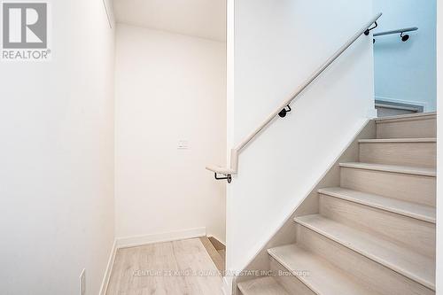 92 - 71 Curlew Drive, Toronto, ON - Indoor Photo Showing Other Room