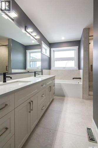 435 Sharma Crescent, Saskatoon, SK - Indoor Photo Showing Bathroom