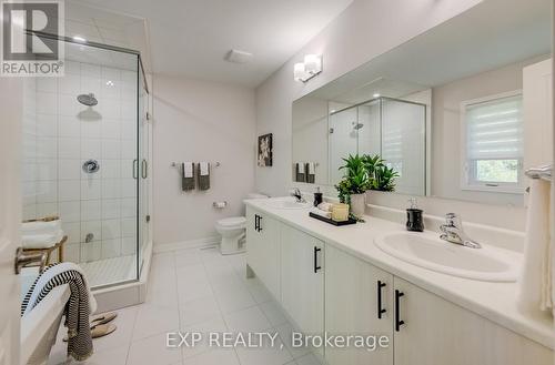 55 Tulip Crescent, Norfolk, ON - Indoor Photo Showing Bathroom