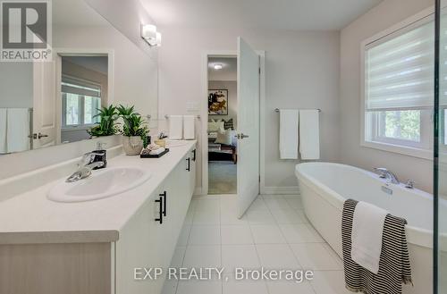 55 Tulip Crescent, Norfolk, ON - Indoor Photo Showing Bathroom