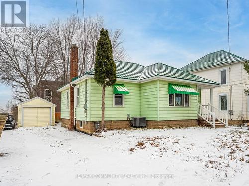 80 Livingston Avenue, Grimsby, ON - Outdoor