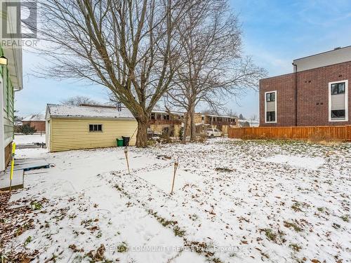 80 Livingston Avenue, Grimsby, ON - Outdoor