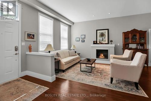 Th 3 - 481 Victoria Street, Niagara-On-The-Lake (Town), ON - Indoor Photo Showing Living Room With Fireplace