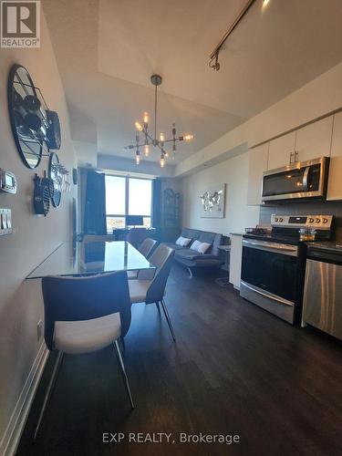 1117 - 7900 Bathurst Street, Vaughan, ON - Indoor Photo Showing Other Room