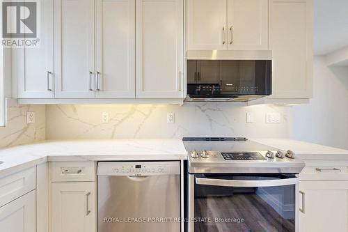 #5 - 254 Armadale Avenue, Toronto, ON - Indoor Photo Showing Kitchen