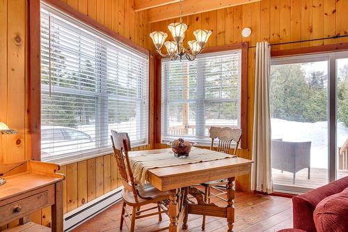Salle à manger - 6884 Rue De La Rivière, Val-Morin, QC - Indoor Photo Showing Dining Room