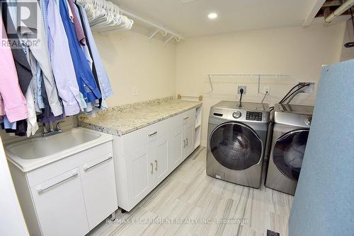 21 - 45 Seabreeze Crescent, Hamilton, ON - Indoor Photo Showing Laundry Room