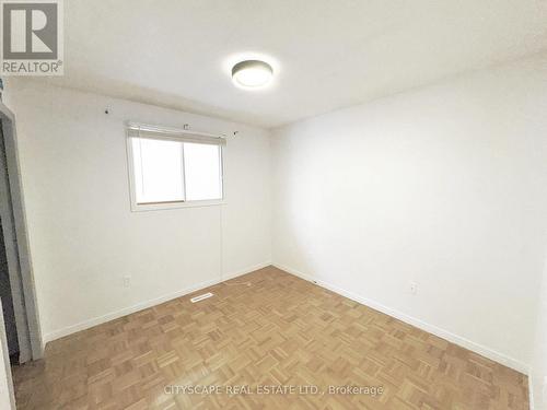 Bedroom #3 - 7 Quincy Court, Hamilton, ON - Indoor Photo Showing Other Room